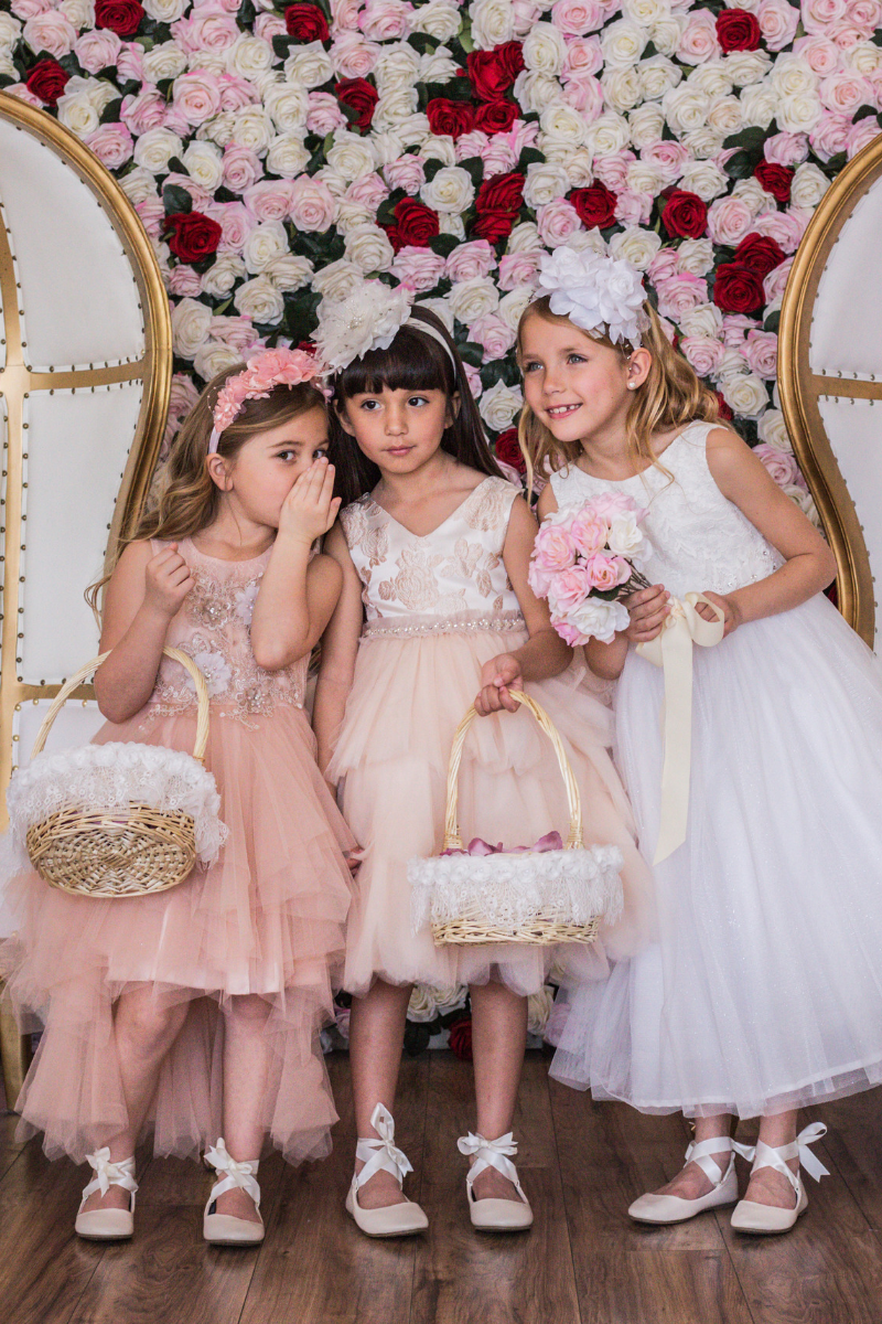 What does the flower girl wear best sale