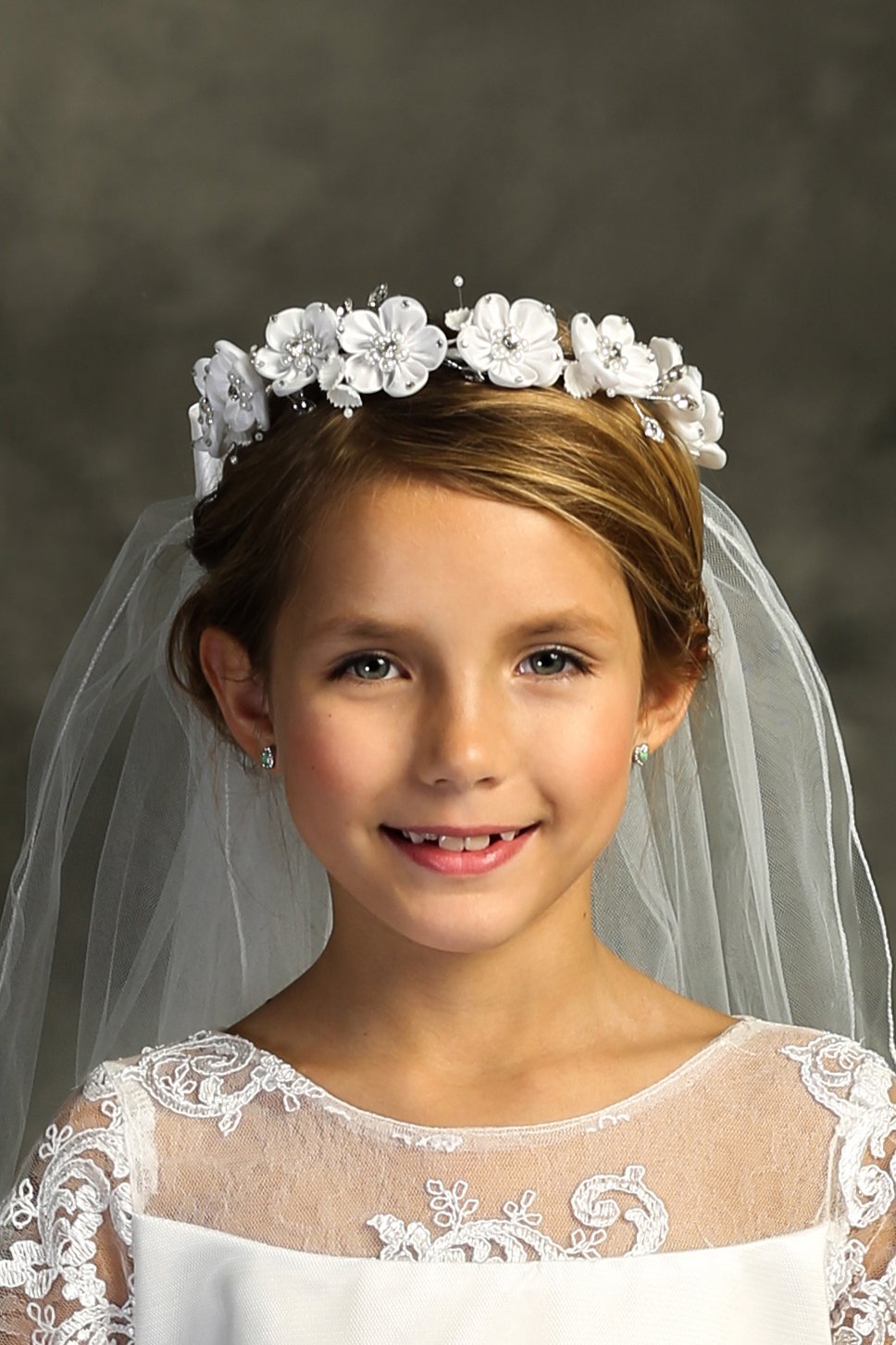 Accessories - White Flower Pearl Rhinestone Crown Veil