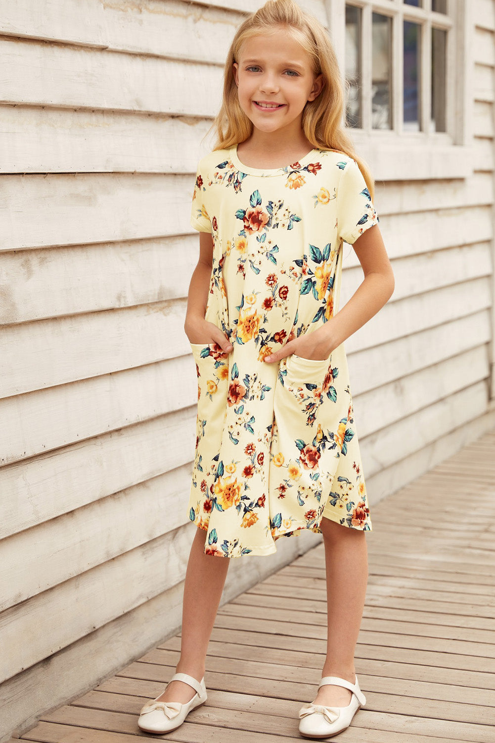 Girls dresses shop with pockets