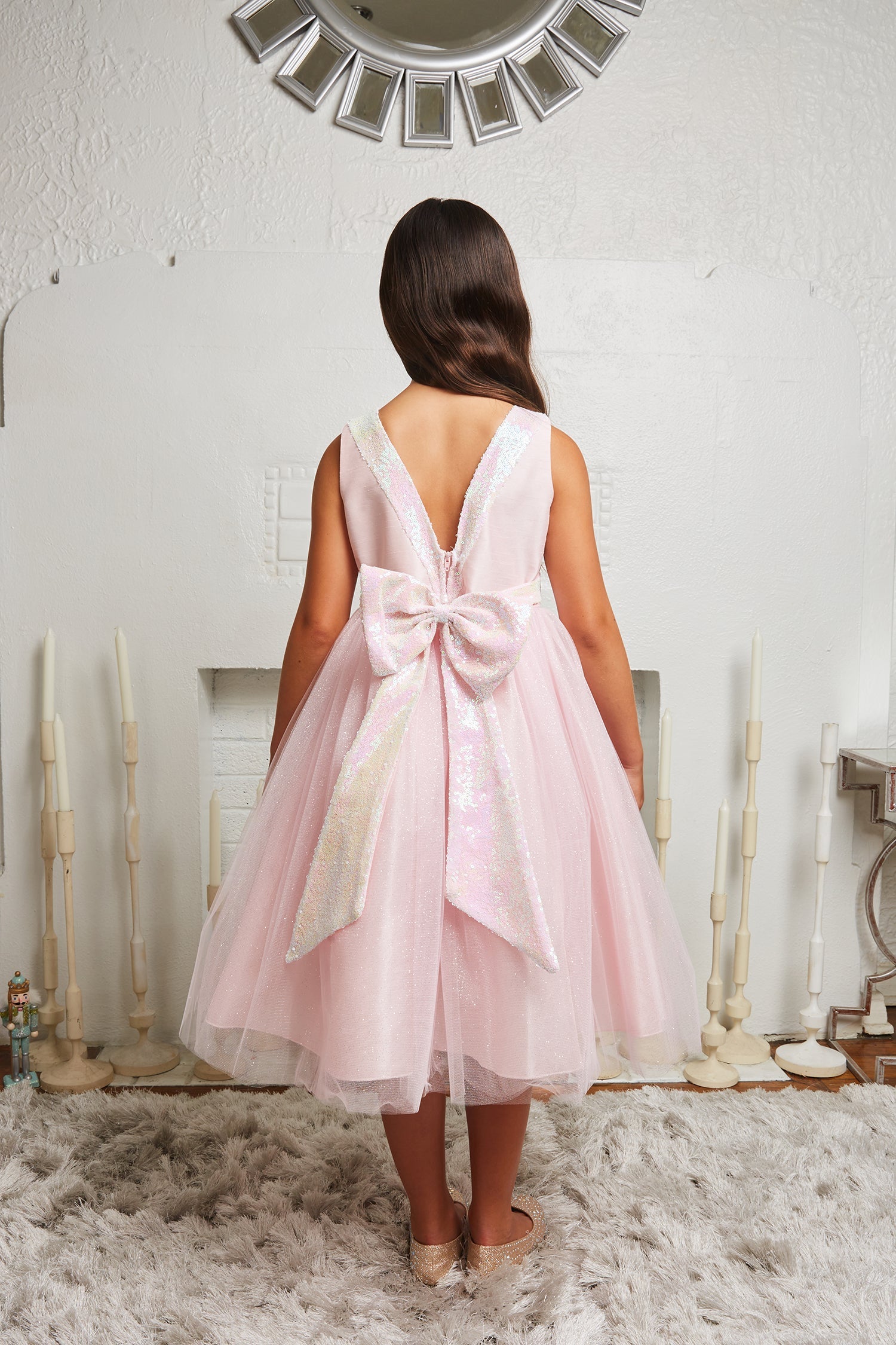 Pink/Iridescent Sequins V Back & Bow Plus Size Girls Dress 16.5 / Pink/Iridescent Pink/Iridescent Sequins V Back & Bow Plus Size Girls Dress 16.5 / Pink/Iridescent